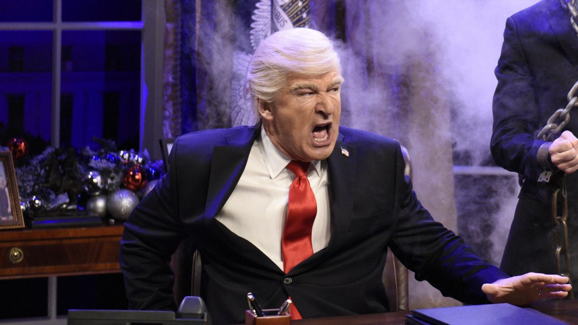 Alec Baldwin Does a Better Trump Impression Off-Screen