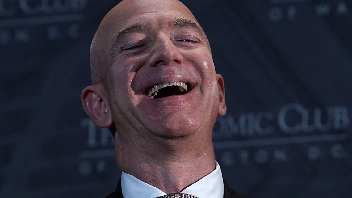 Jeff Bezos Is So Powerful He Basically Dictates the Minimum Wage Now
