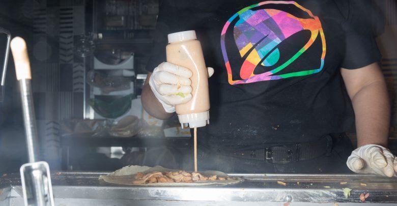 The Coolest Place to Get a Drink in Midtown Manhattan Is the New Taco Bell