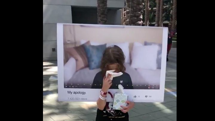 This Kid Cosplaying as an Apology Video Was the True Star of VidCon