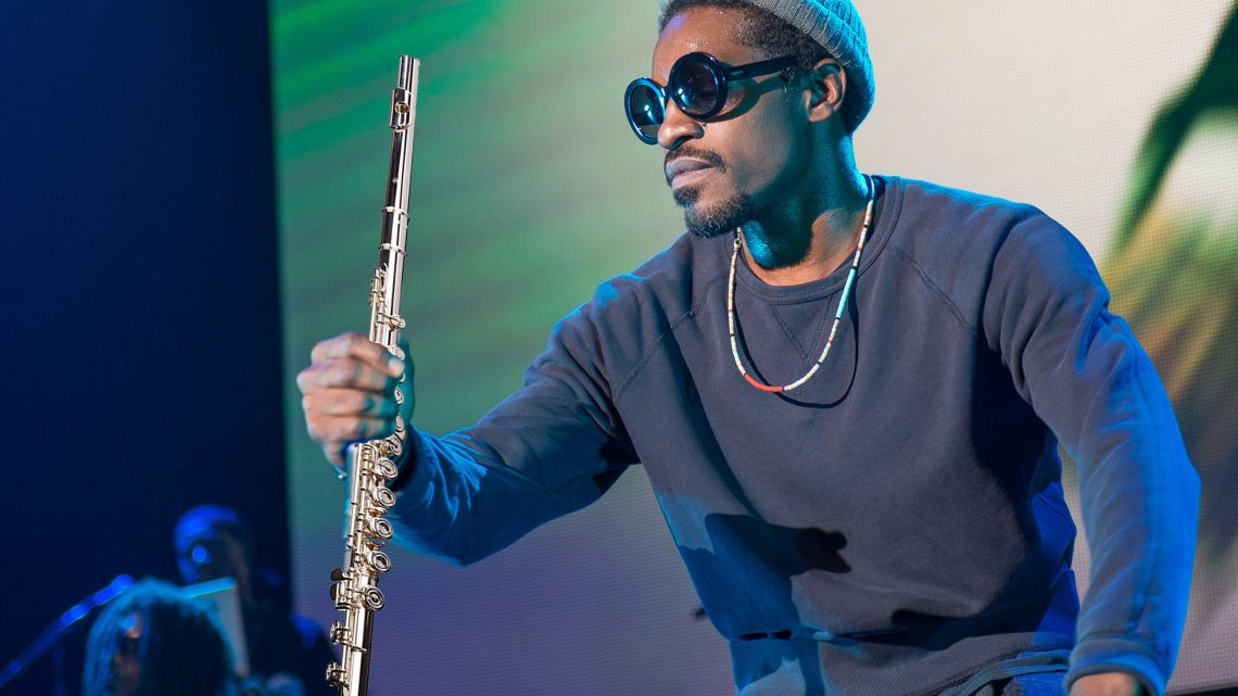 André 3000 Playing the Flute in Public Is the Purest Story of 2019