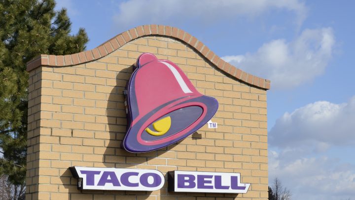 A Couple Is Suing Taco Bell for Overcharging Them $2.18 for Chalupas