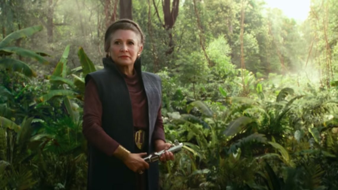 This New ‘Rise of Skywalker’ Clip Teases Leia with a Lightsaber
