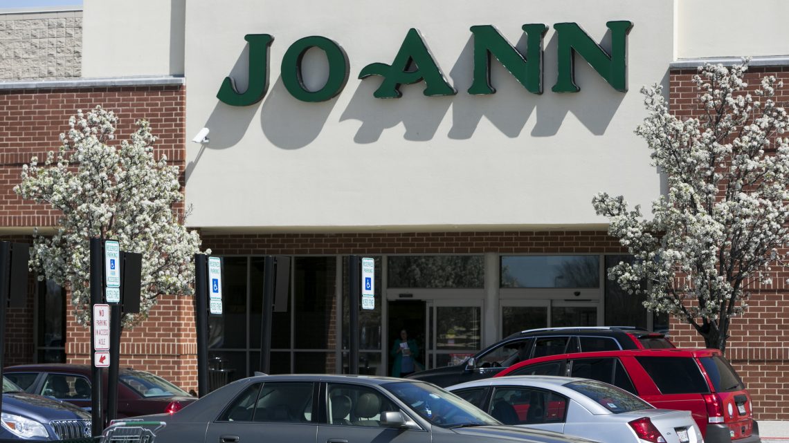 JoAnn Fabrics Employees Are Furious They’re Working in Crowded Stores After the Company Declared Itself ‘Essential’