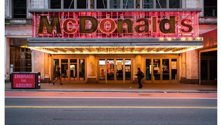 McDonald’s Sets Stringent Rules for Dine-In Reopening