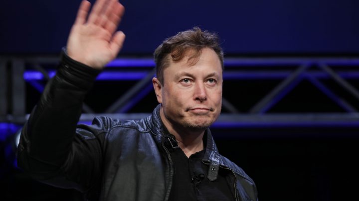 Elon Musk Is Literally Asking to be Arrested for Reopening His Tesla Factory
